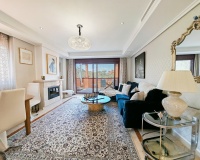 Rynek wtórny - apartment - Marbella - La Mairena