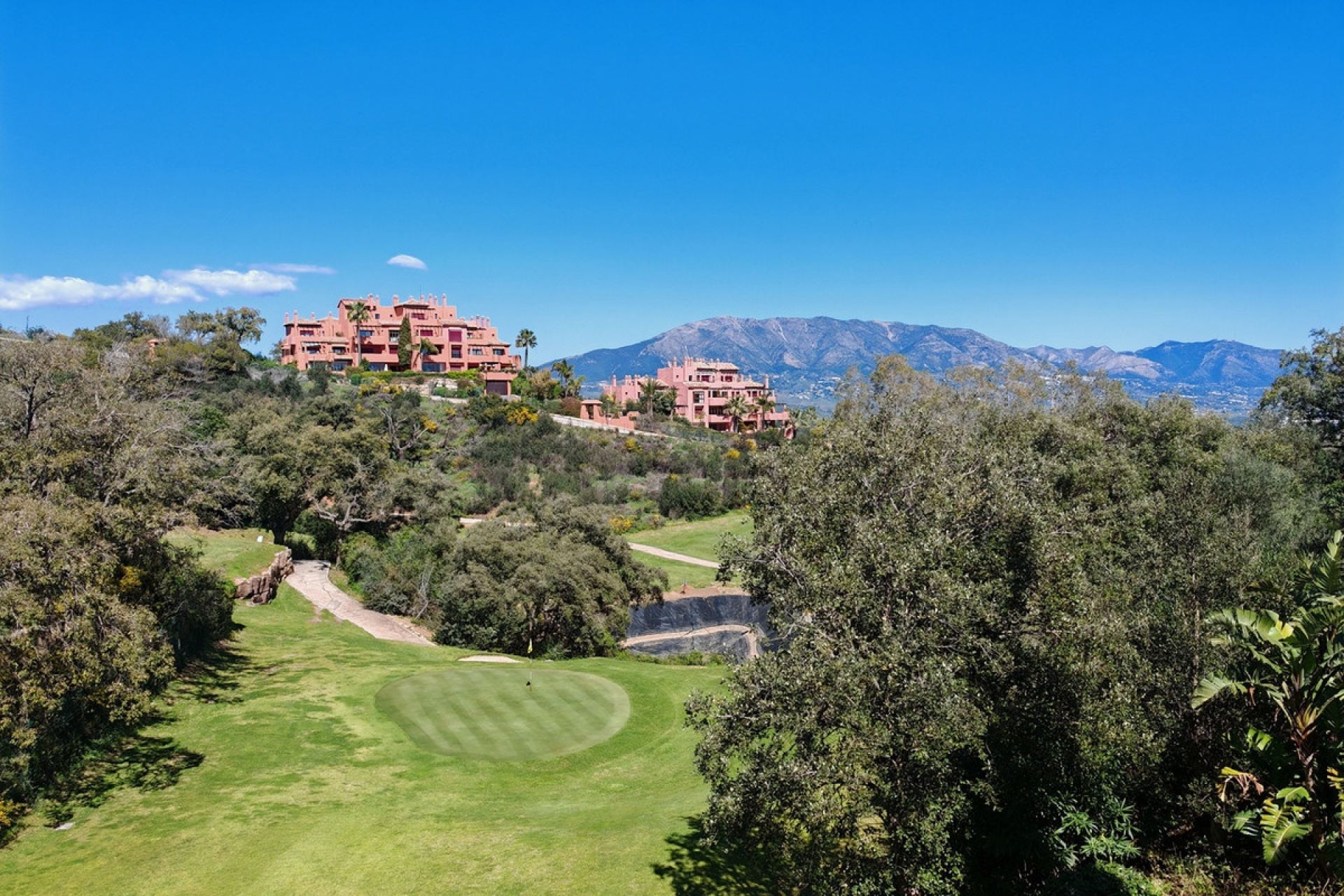 Rynek wtórny - apartment - Marbella - La Mairena