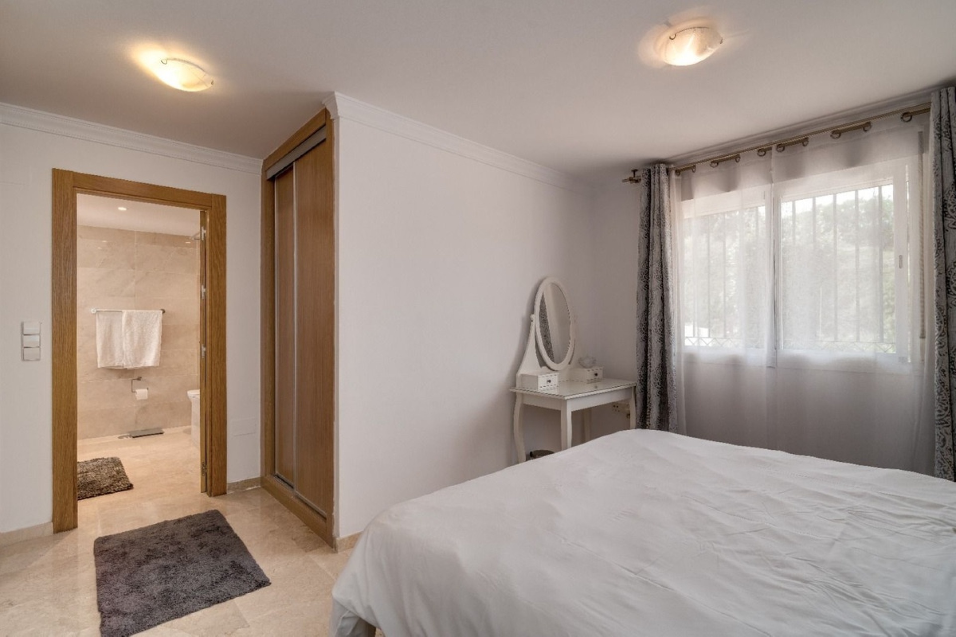 Rynek wtórny - apartment - Marbella - La Mairena