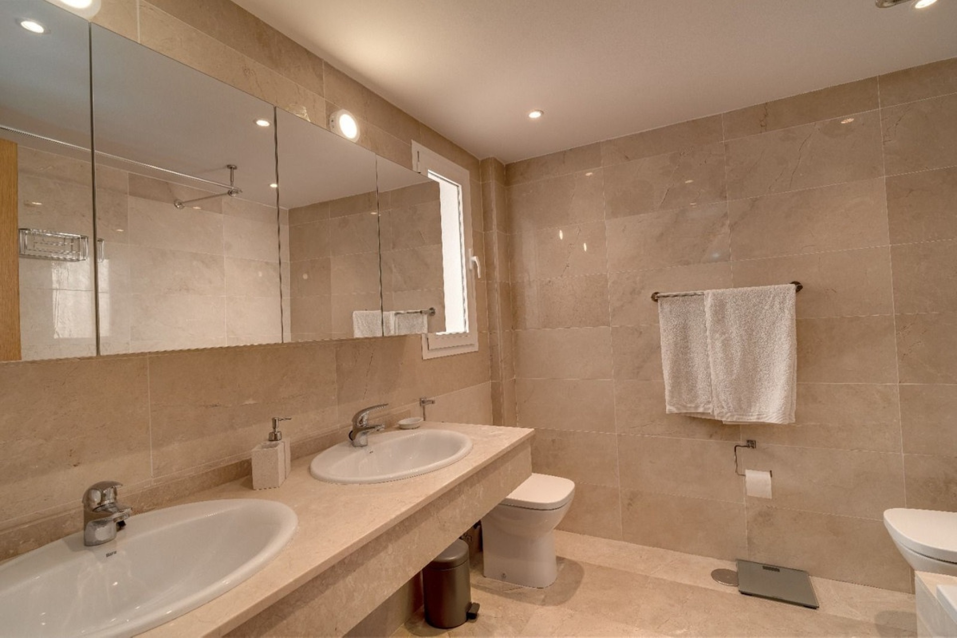 Rynek wtórny - apartment - Marbella - La Mairena