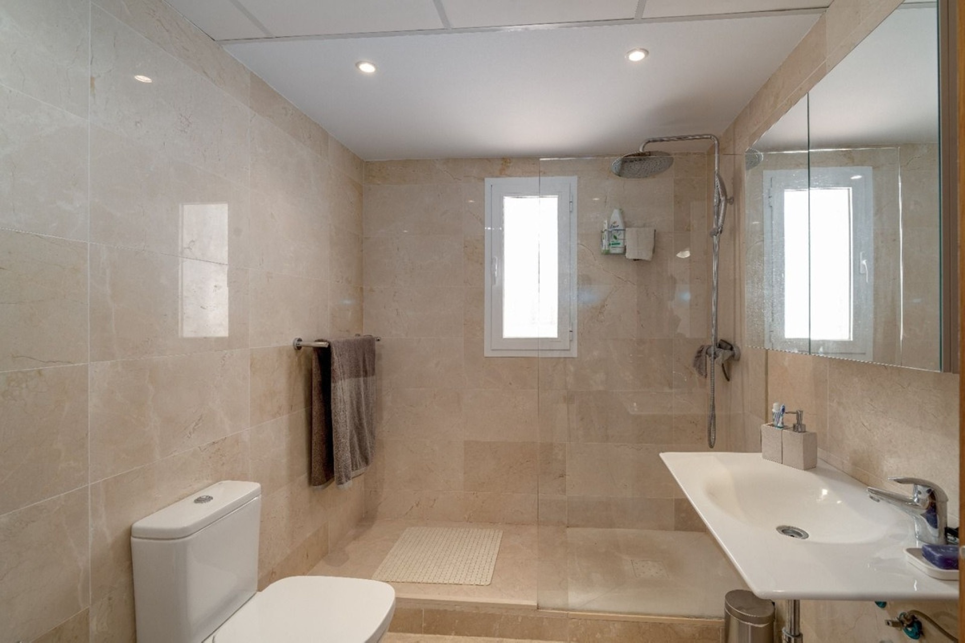 Rynek wtórny - apartment - Marbella - La Mairena