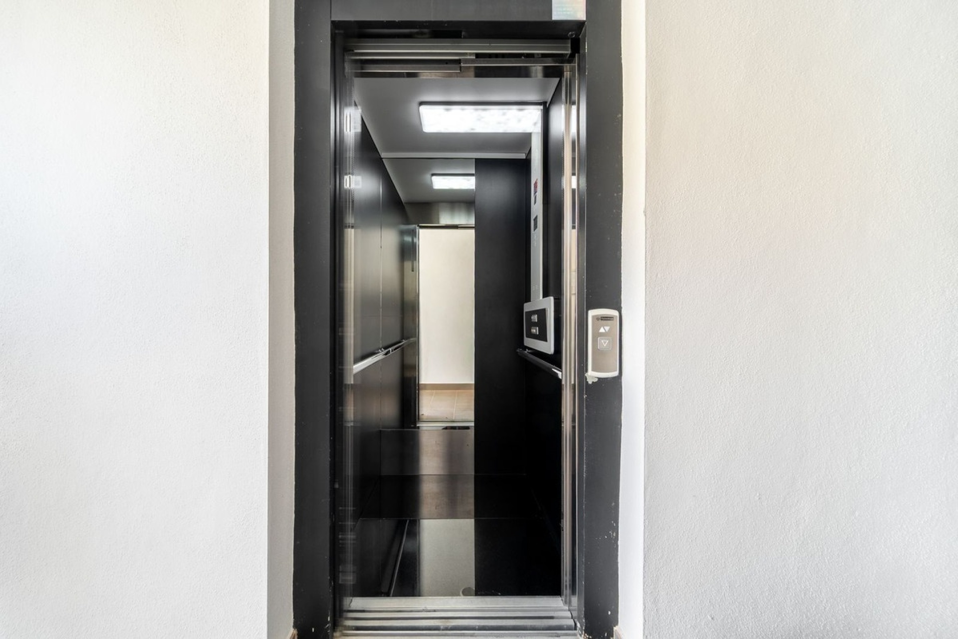 Rynek wtórny - apartment - Marbella - La Mairena