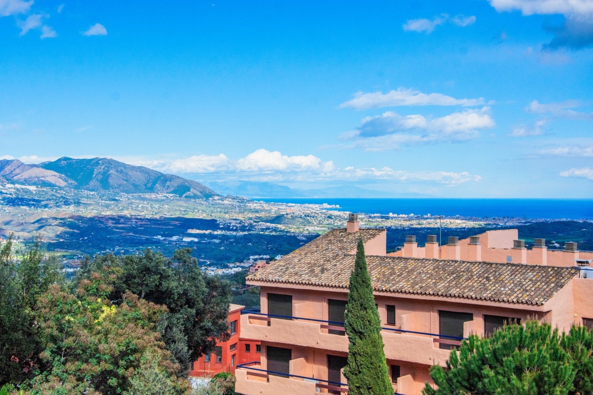 Rynek wtórny - apartment - Marbella - La Mairena