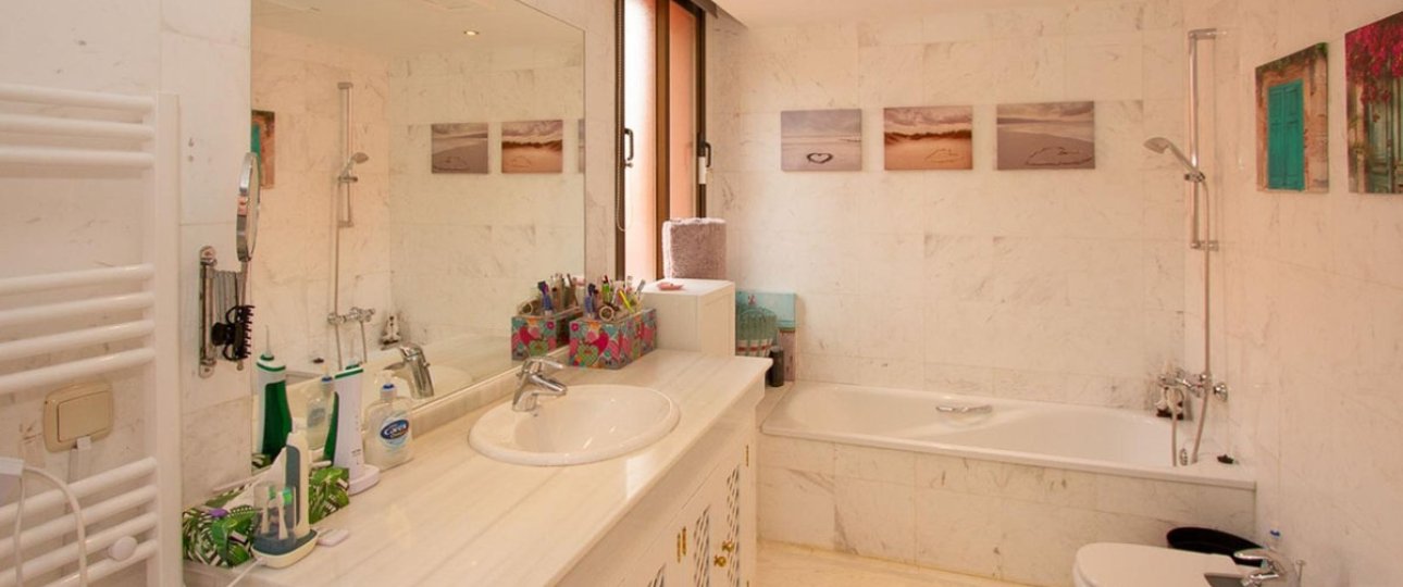 Rynek wtórny - apartment - Marbella - La Mairena
