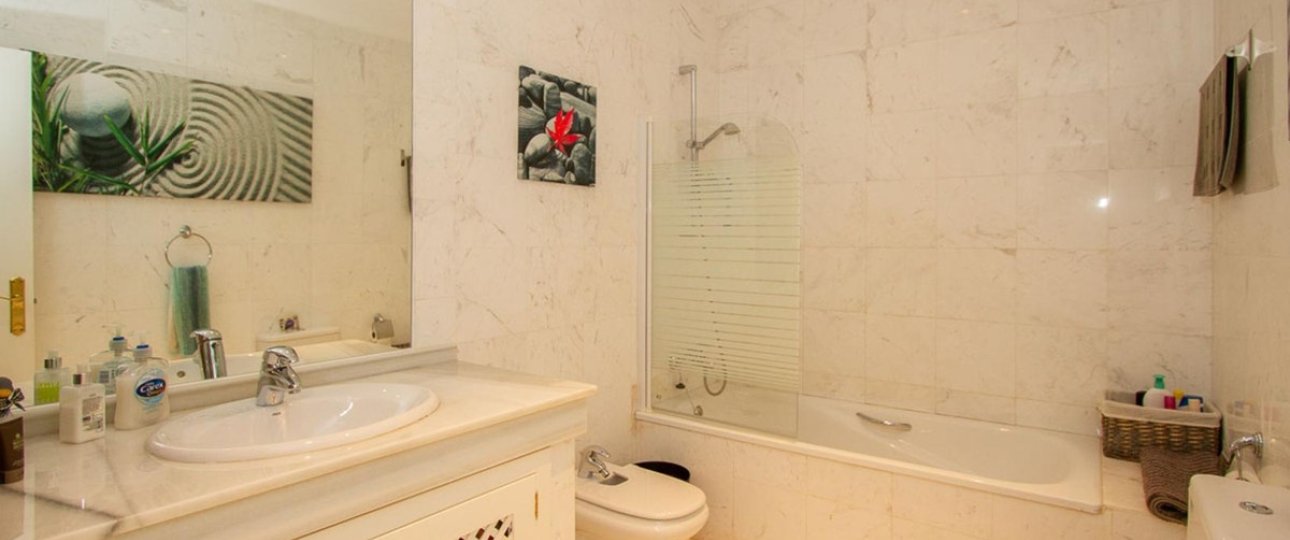 Rynek wtórny - apartment - Marbella - La Mairena