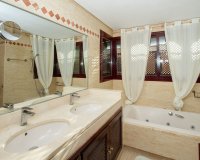 Rynek wtórny - apartment - Marbella - La Mairena