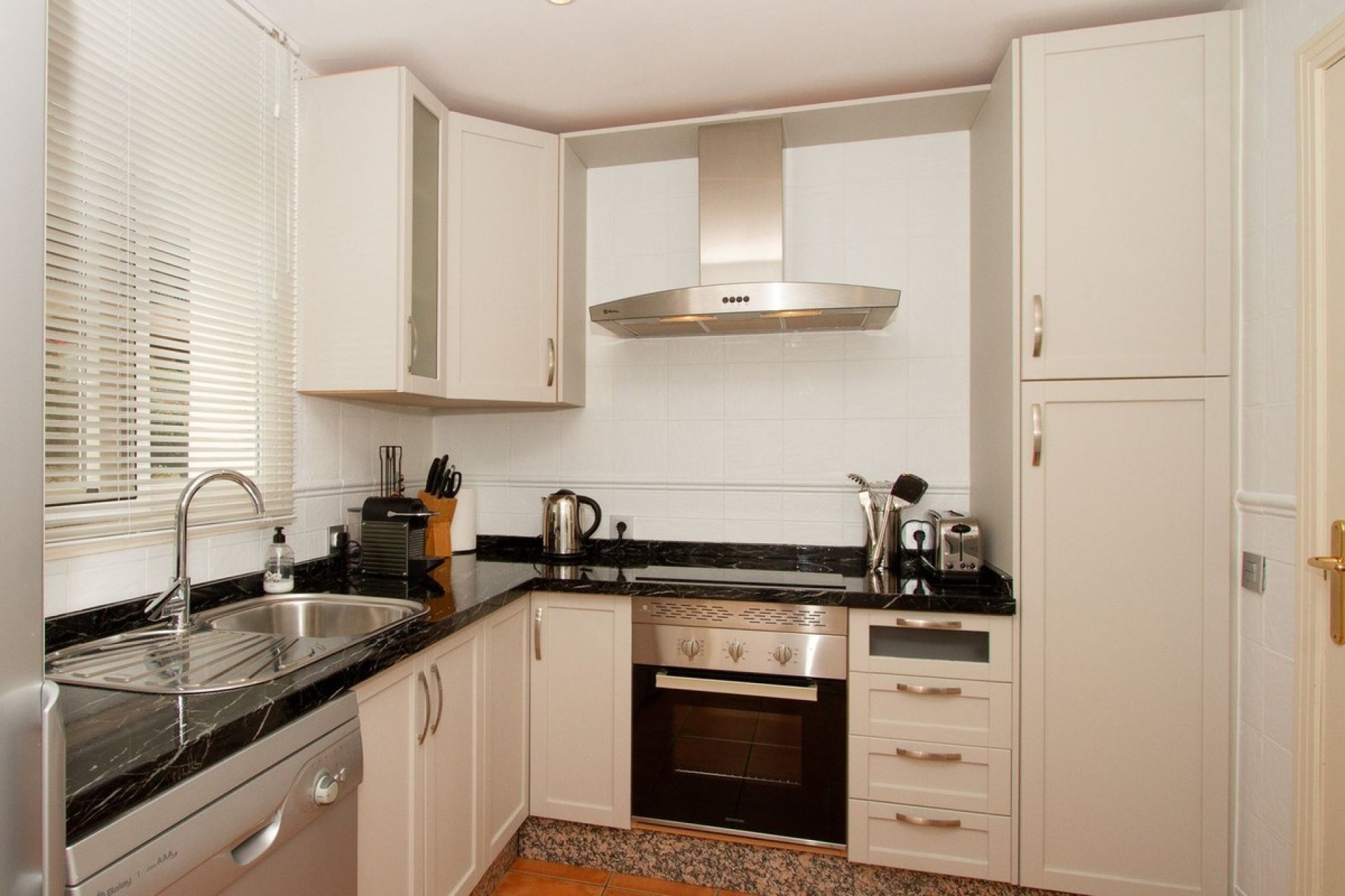 Rynek wtórny - apartment - Marbella - La Mairena