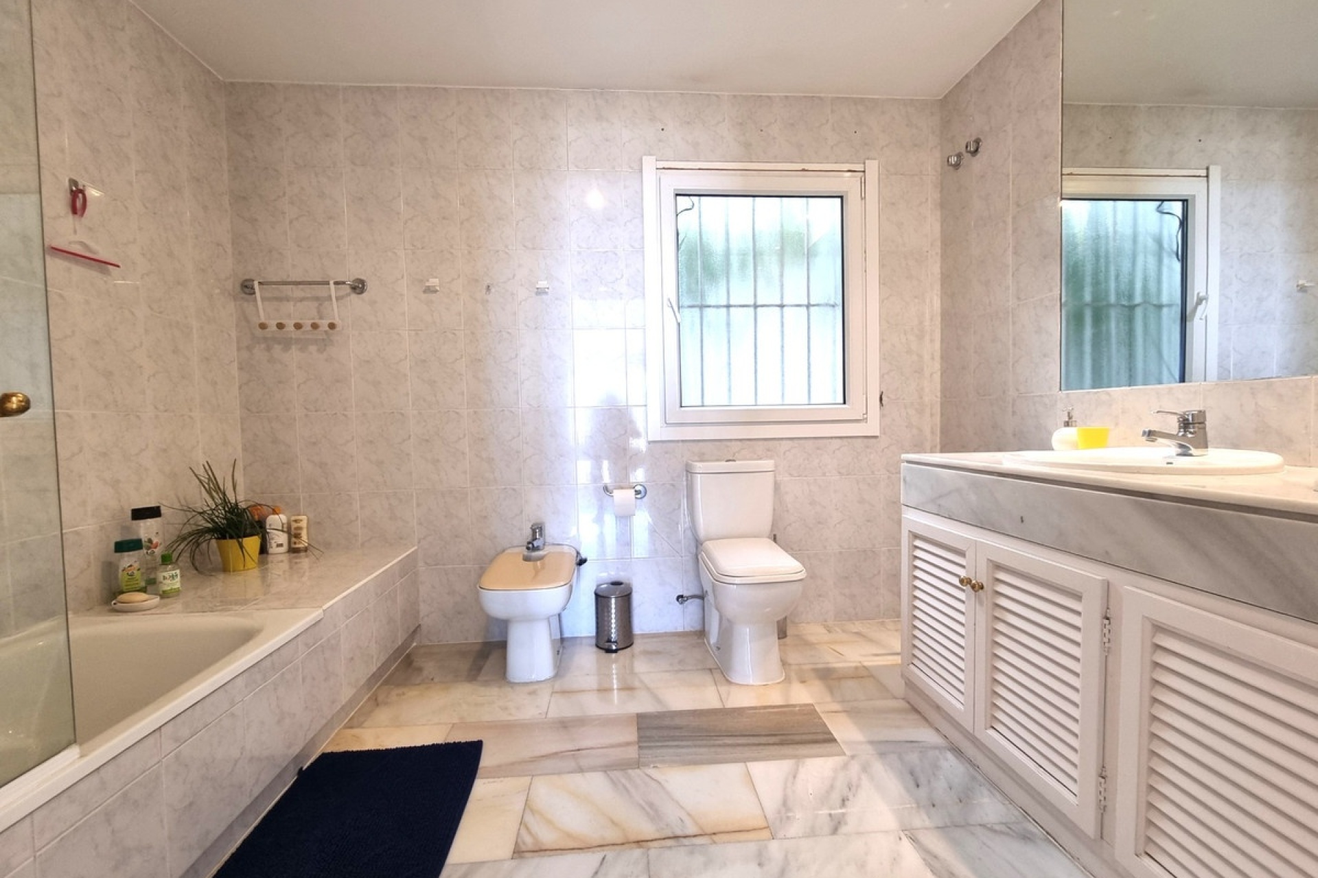 Rynek wtórny - apartment - Marbella - La Mairena