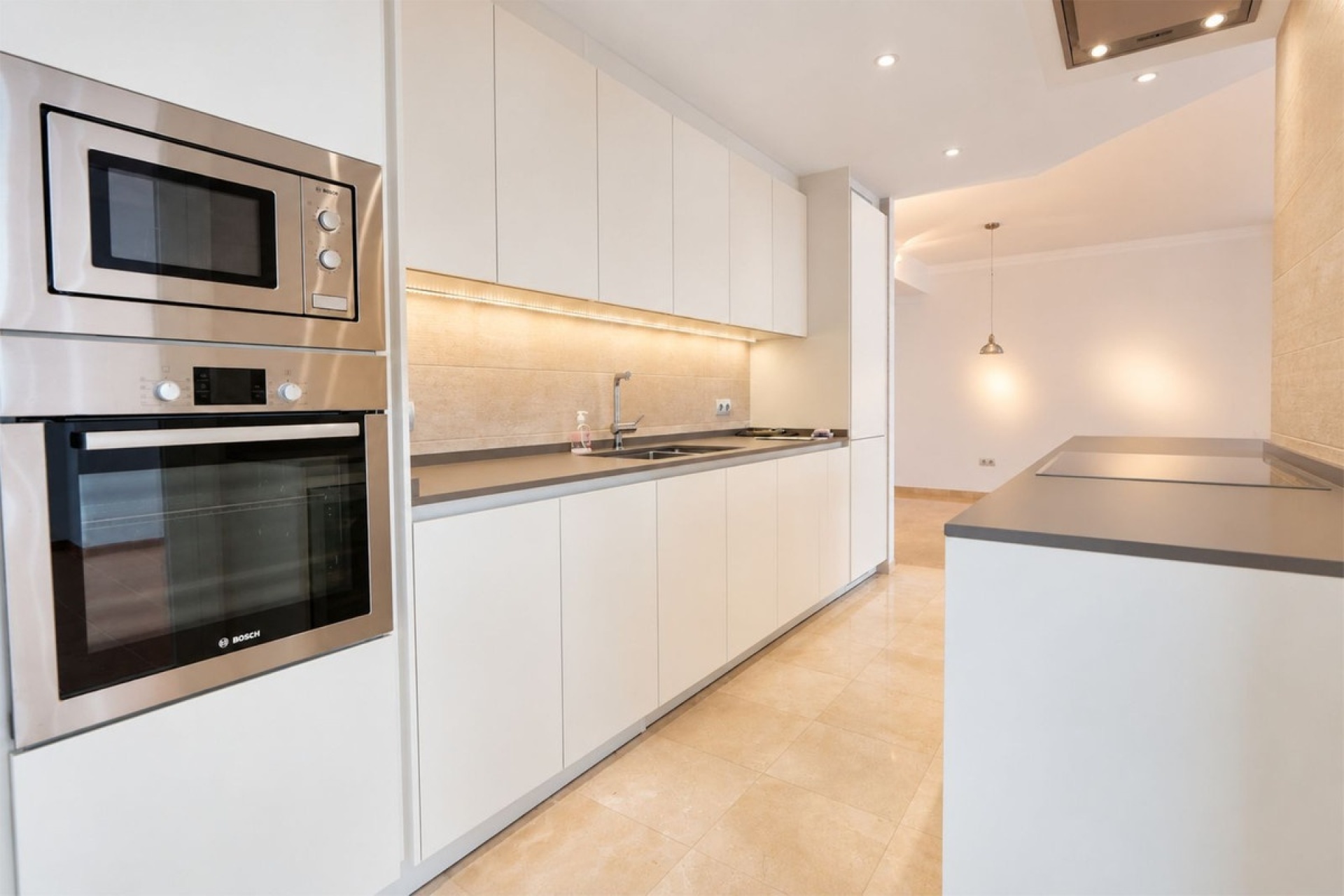 Rynek wtórny - apartment - Marbella - La Mairena