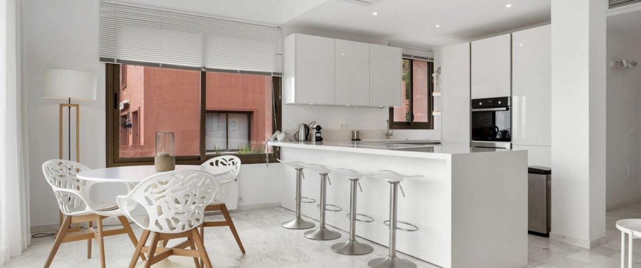 Rynek wtórny - apartment - Marbella - La Mairena