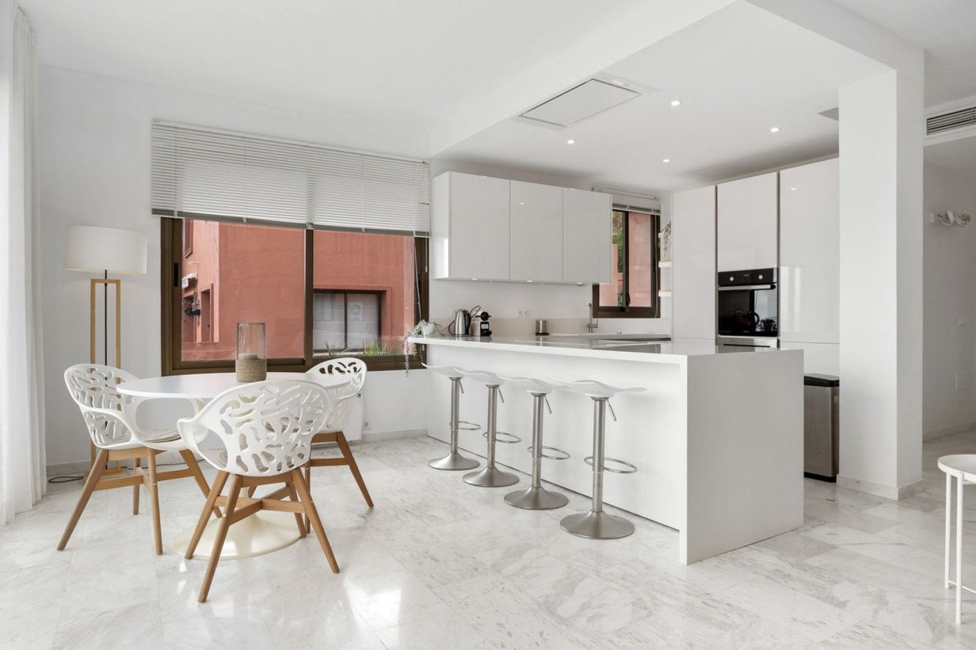 Rynek wtórny - apartment - Marbella - La Mairena