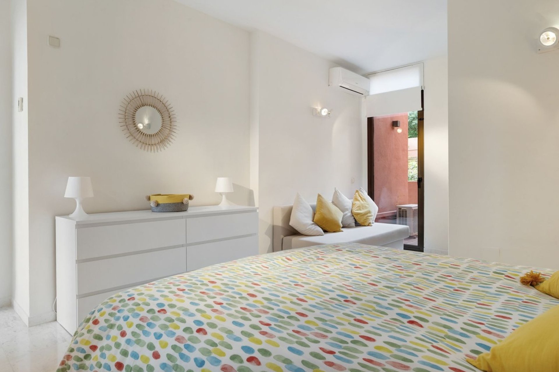 Rynek wtórny - apartment - Marbella - La Mairena