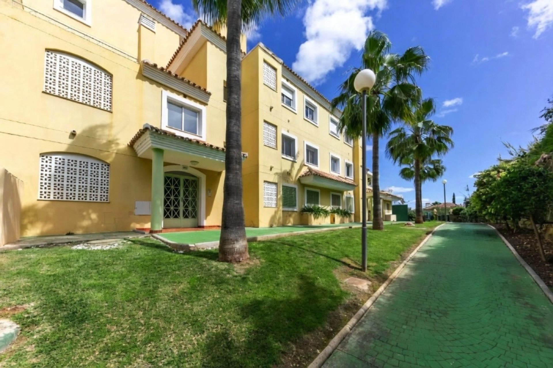 Rynek wtórny - apartment - Marbella - Las Brisas