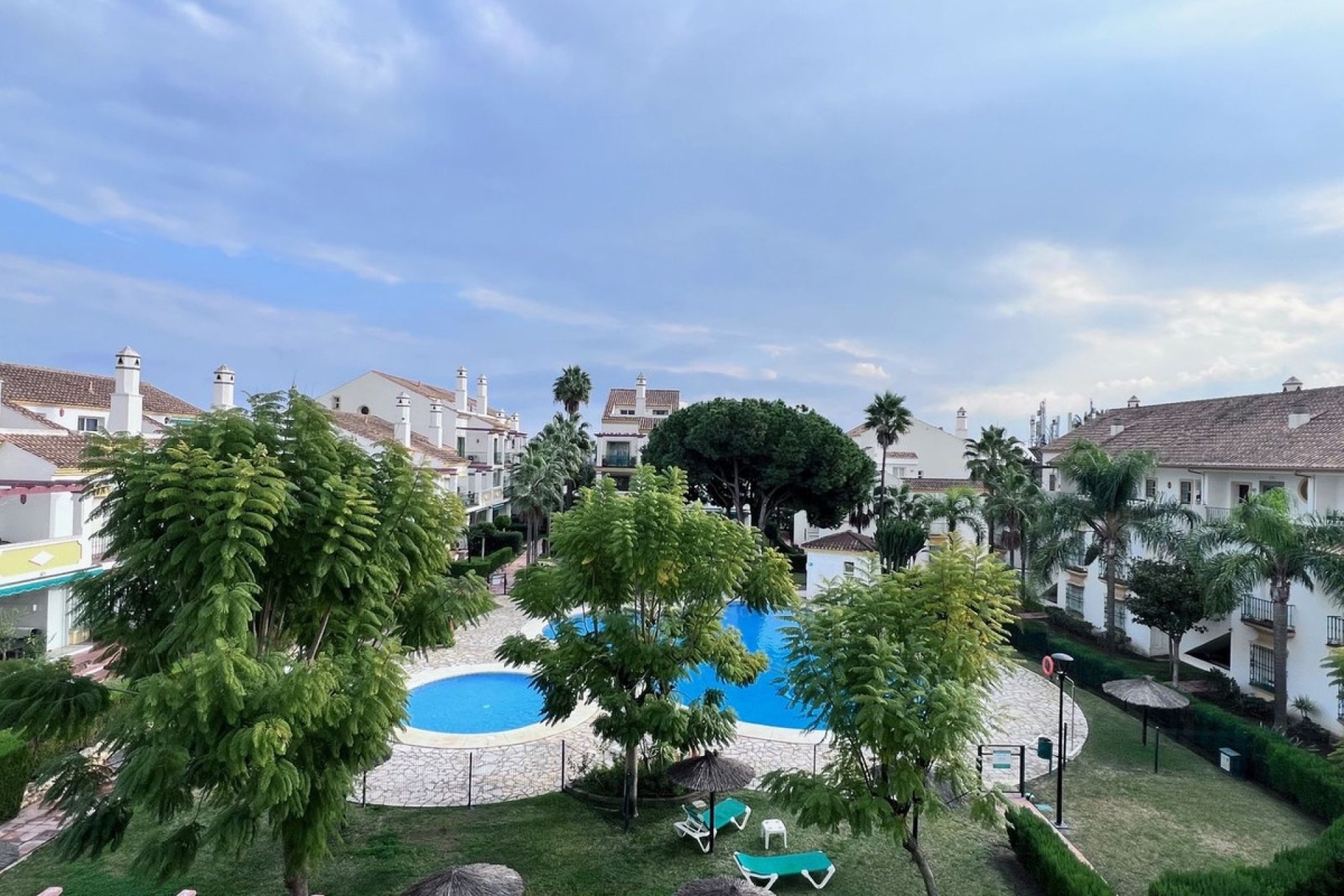 Rynek wtórny - apartment - Marbella - Las Chapas