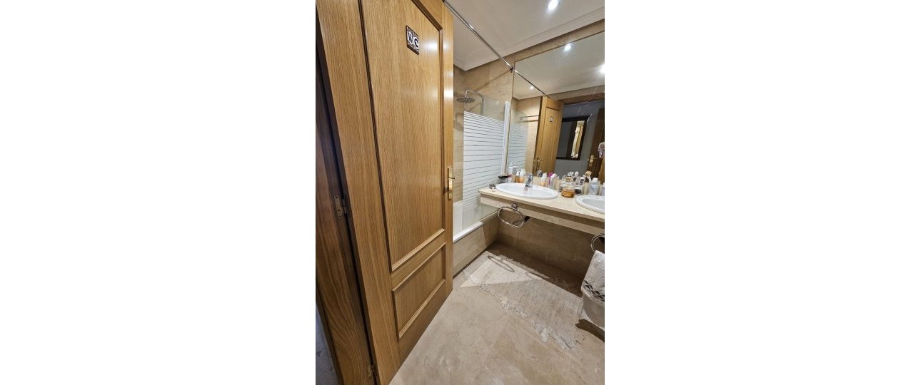 Rynek wtórny - apartment - Marbella - Las Chapas