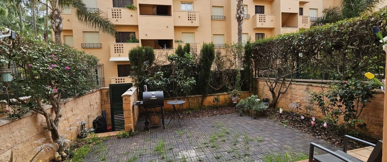 Rynek wtórny - apartment - Marbella - Las Chapas