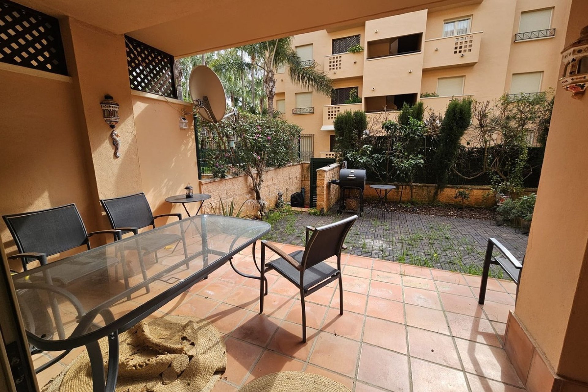 Rynek wtórny - apartment - Marbella - Las Chapas