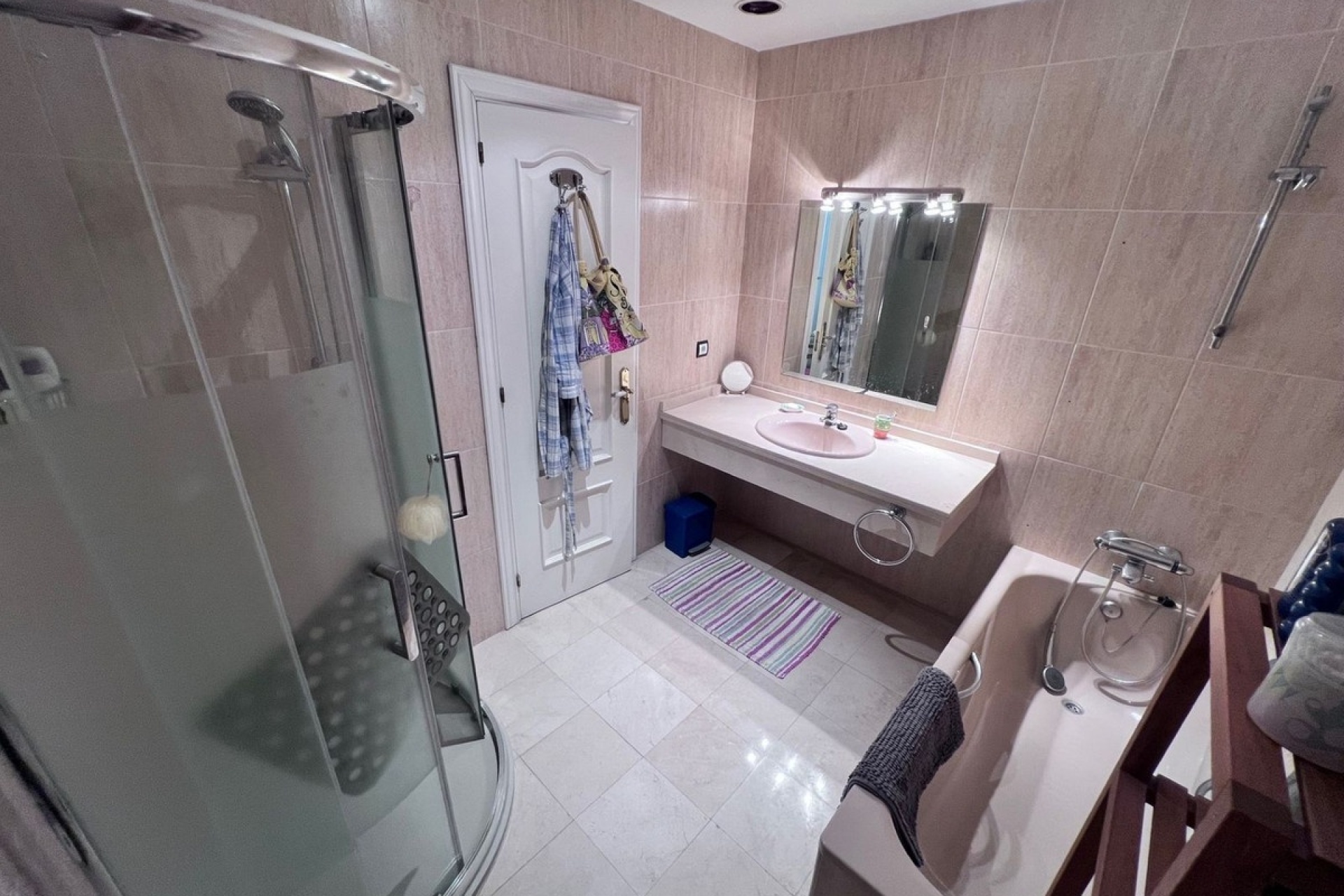 Rynek wtórny - apartment - Marbella - Las Chapas