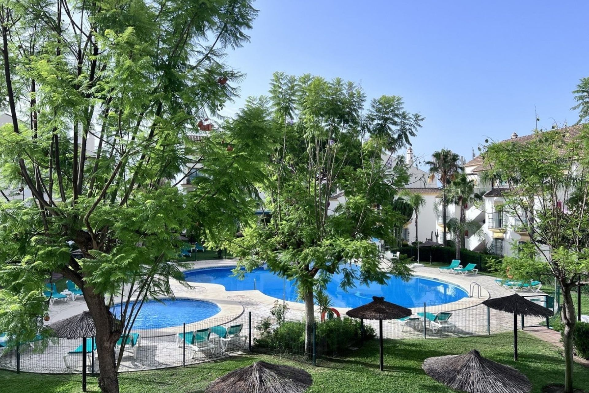 Rynek wtórny - apartment - Marbella - Las Chapas