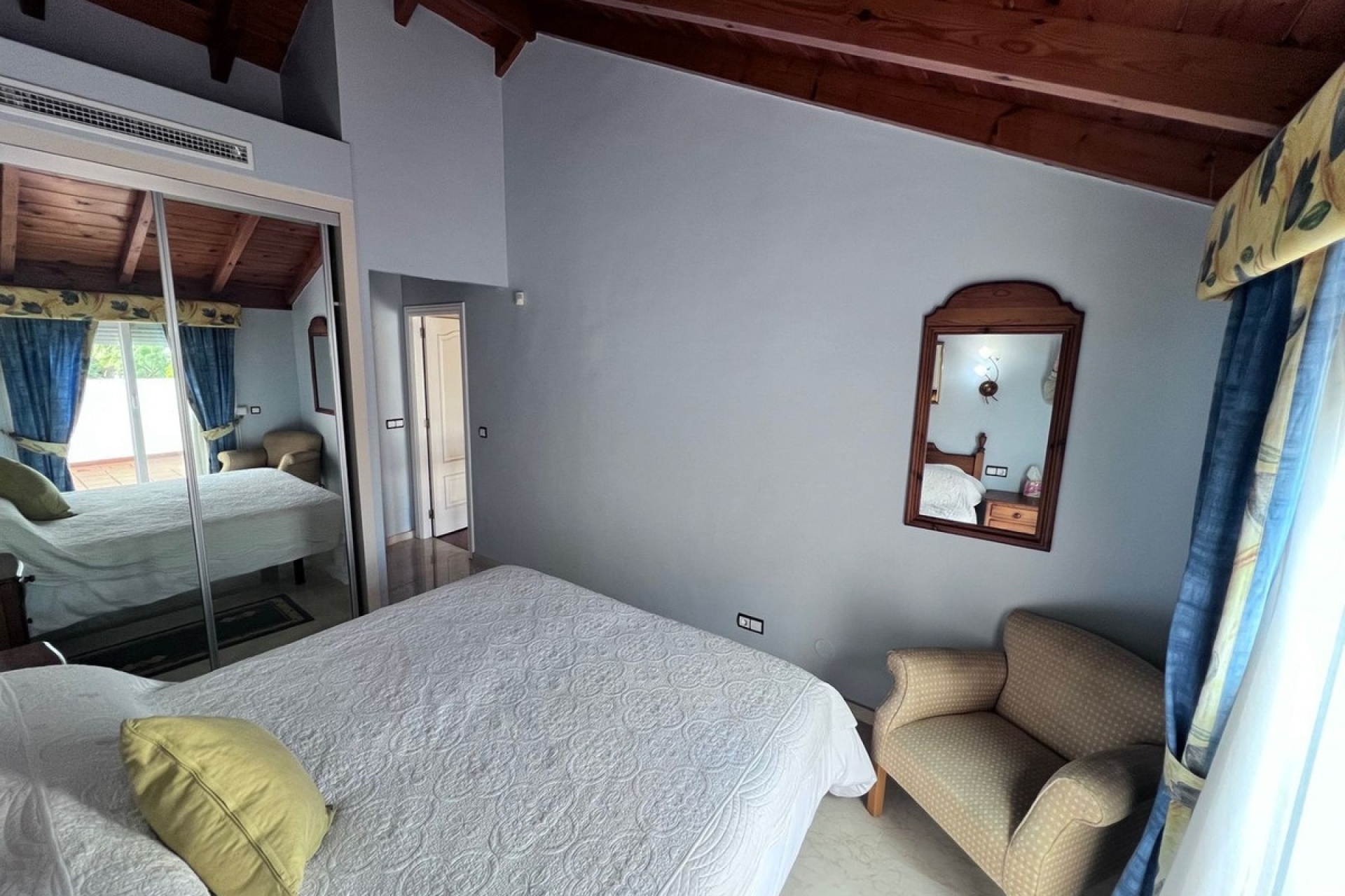 Rynek wtórny - apartment - Marbella - Las Chapas
