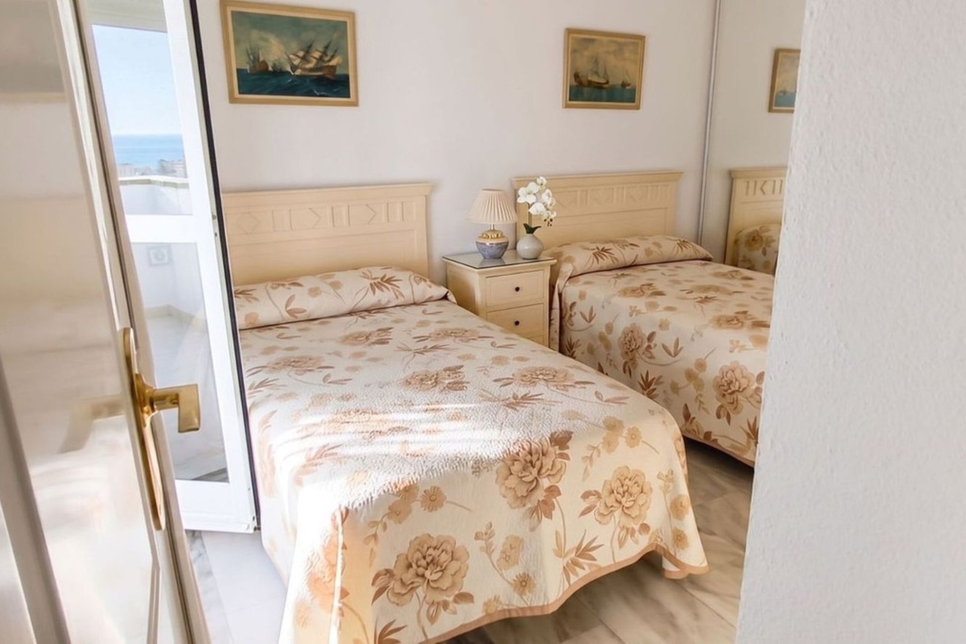 Rynek wtórny - apartment - Marbella - Las Chapas