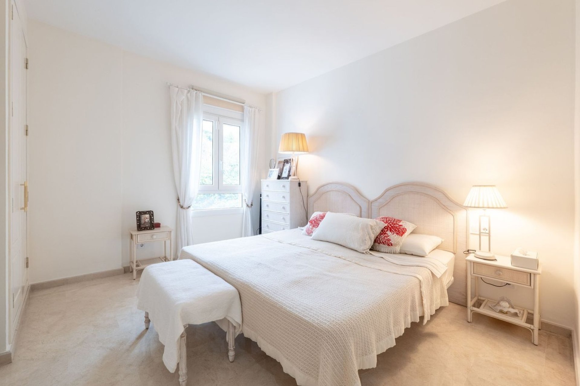 Rynek wtórny - apartment - Marbella - Los Monteros