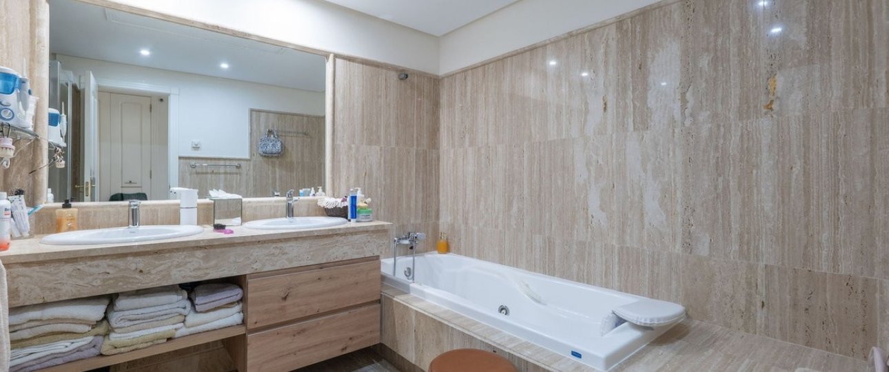 Rynek wtórny - apartment - Marbella - Los Monteros