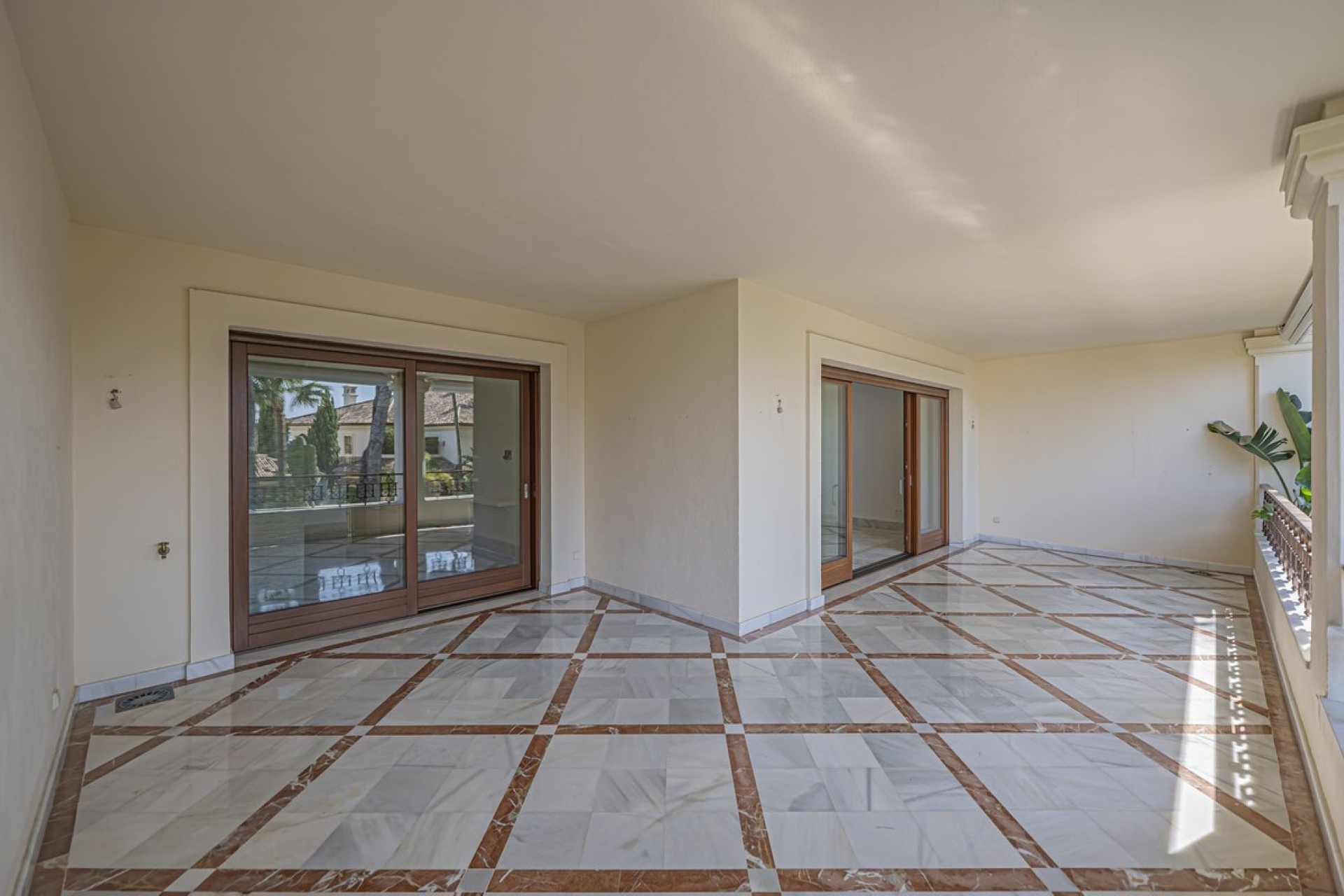 Rynek wtórny - apartment - Marbella - Los Monteros