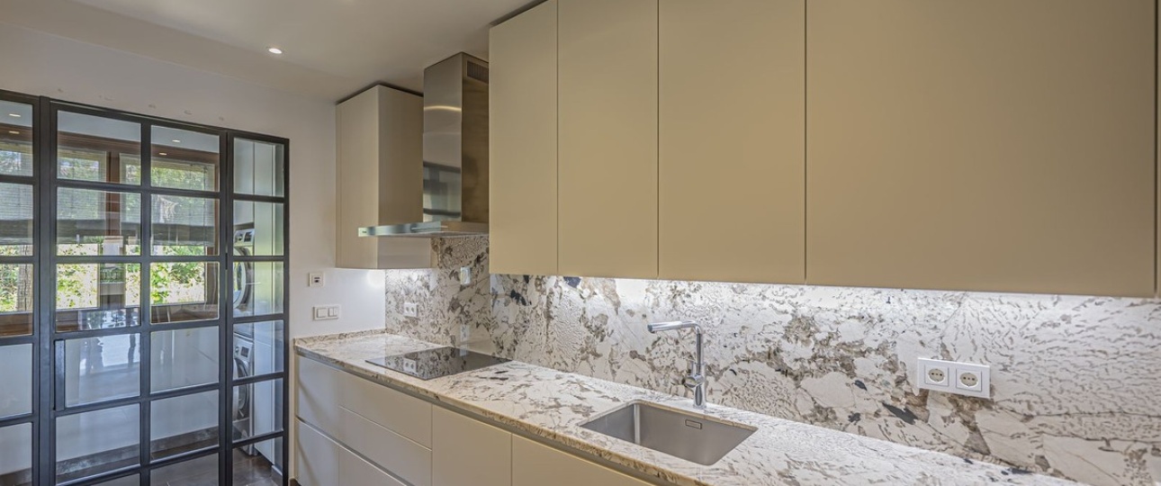 Rynek wtórny - apartment - Marbella - Los Monteros