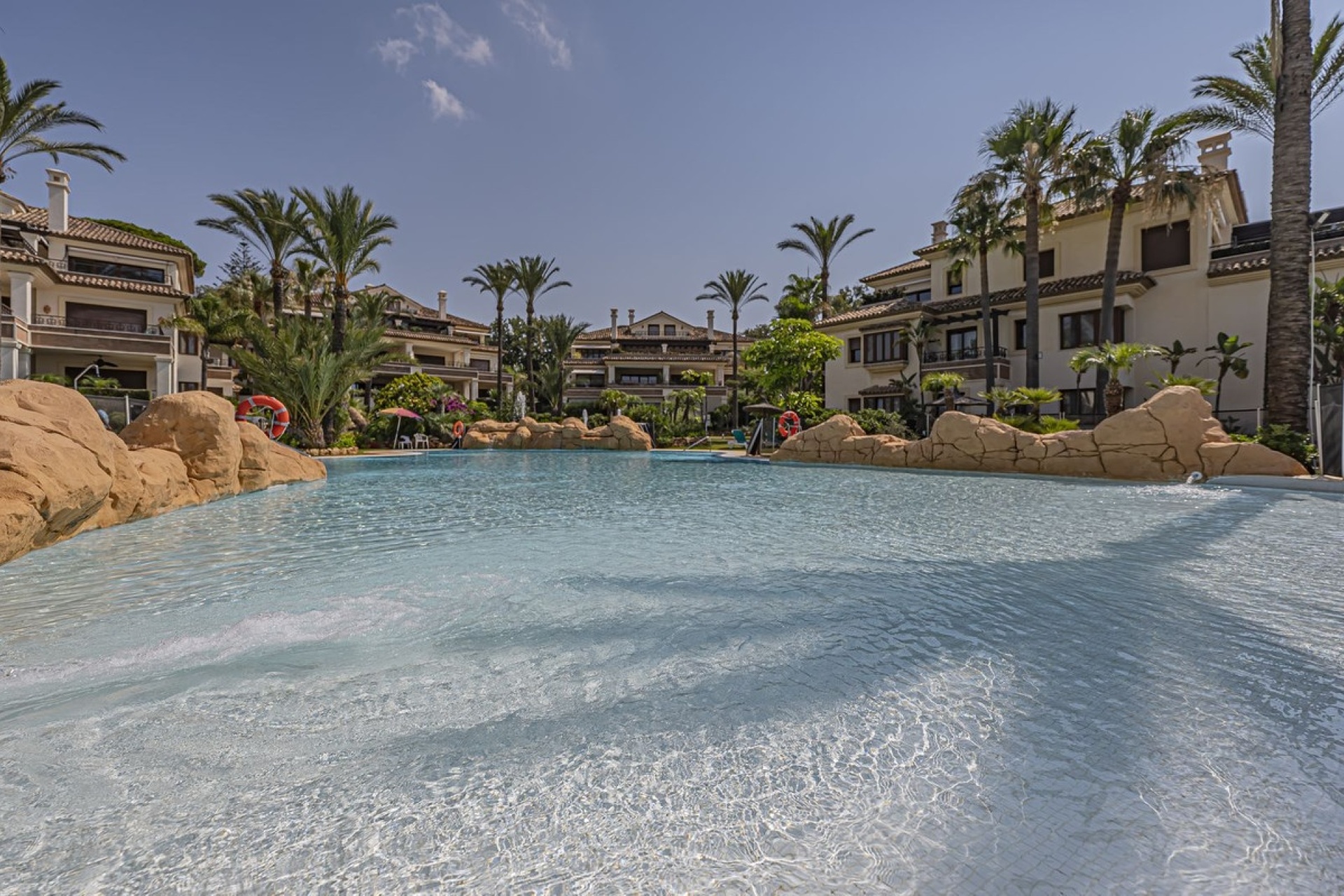 Rynek wtórny - apartment - Marbella - Los Monteros