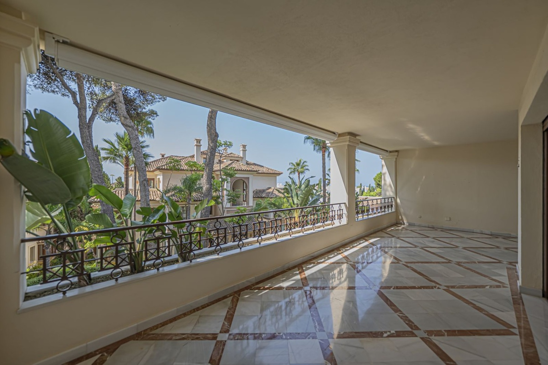 Rynek wtórny - apartment - Marbella - Los Monteros