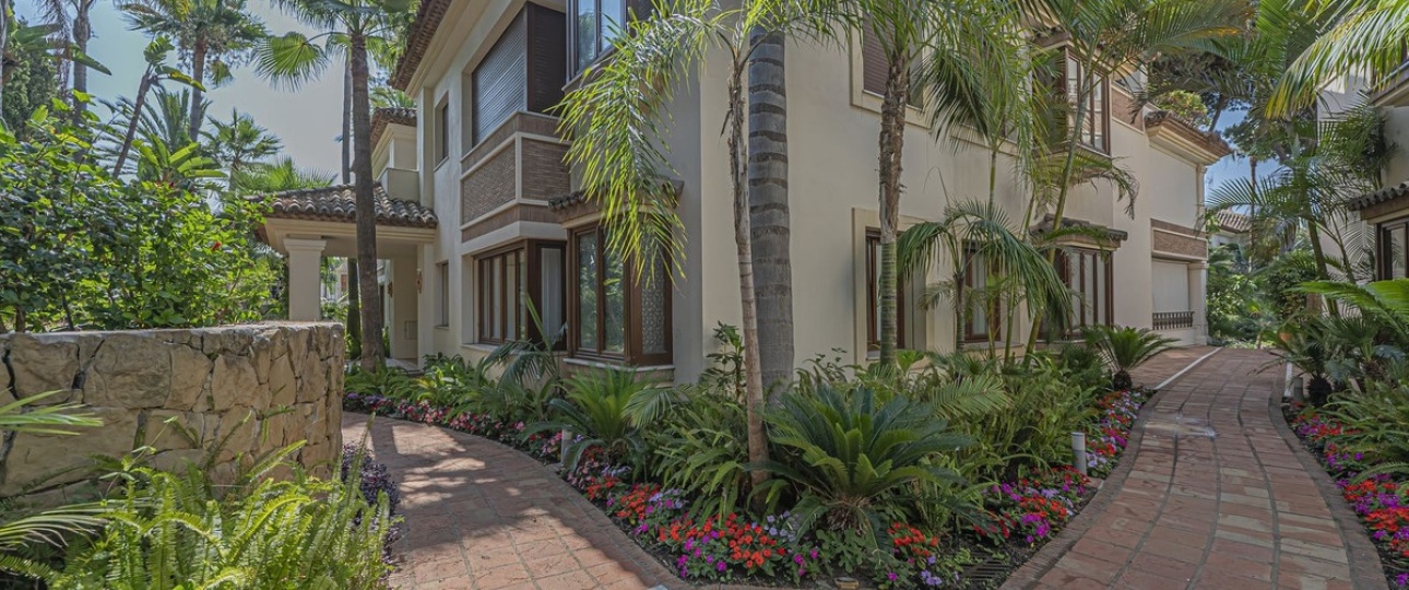 Rynek wtórny - apartment - Marbella - Los Monteros