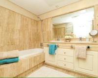 Rynek wtórny - apartment - Marbella - Los Monteros