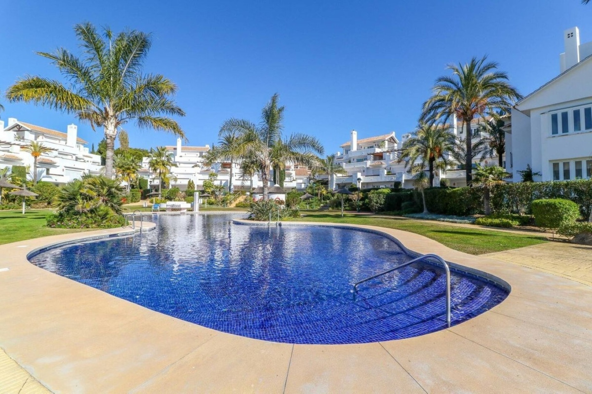 Rynek wtórny - apartment - Marbella - Los Monteros