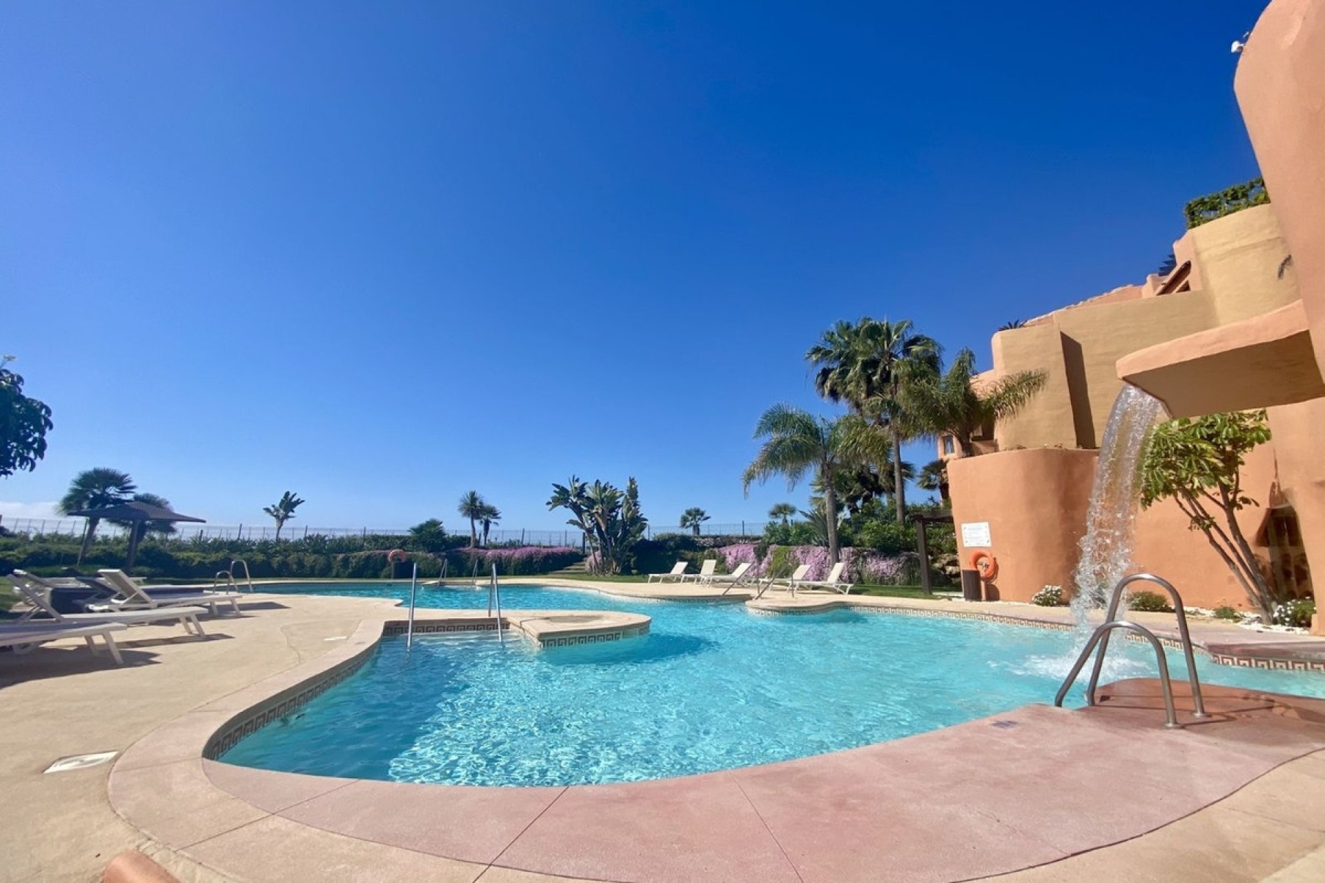 Rynek wtórny - apartment - Marbella - Los Monteros
