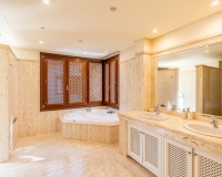 Rynek wtórny - apartment - Marbella - Los Monteros