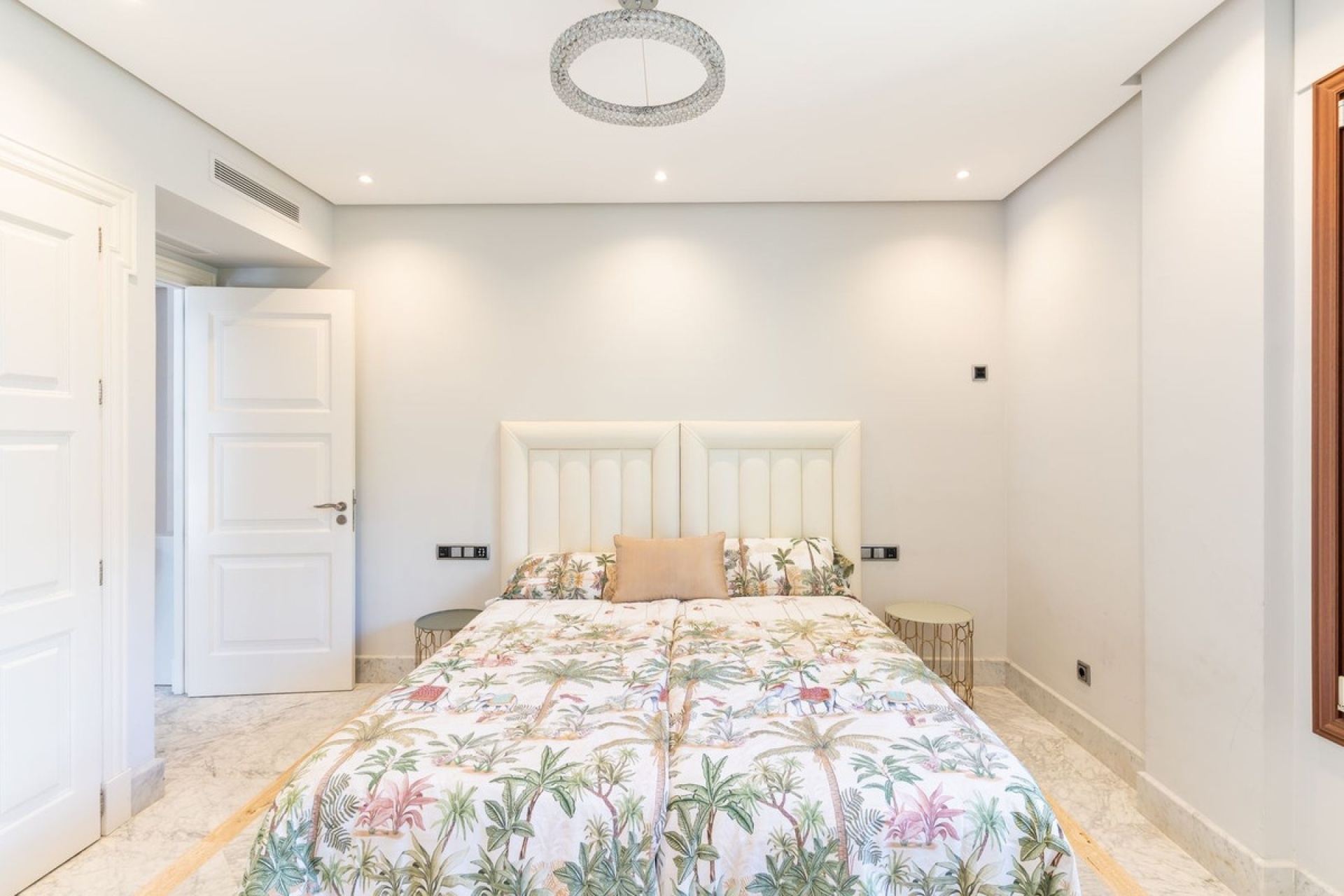 Rynek wtórny - apartment - Marbella - Los Monteros