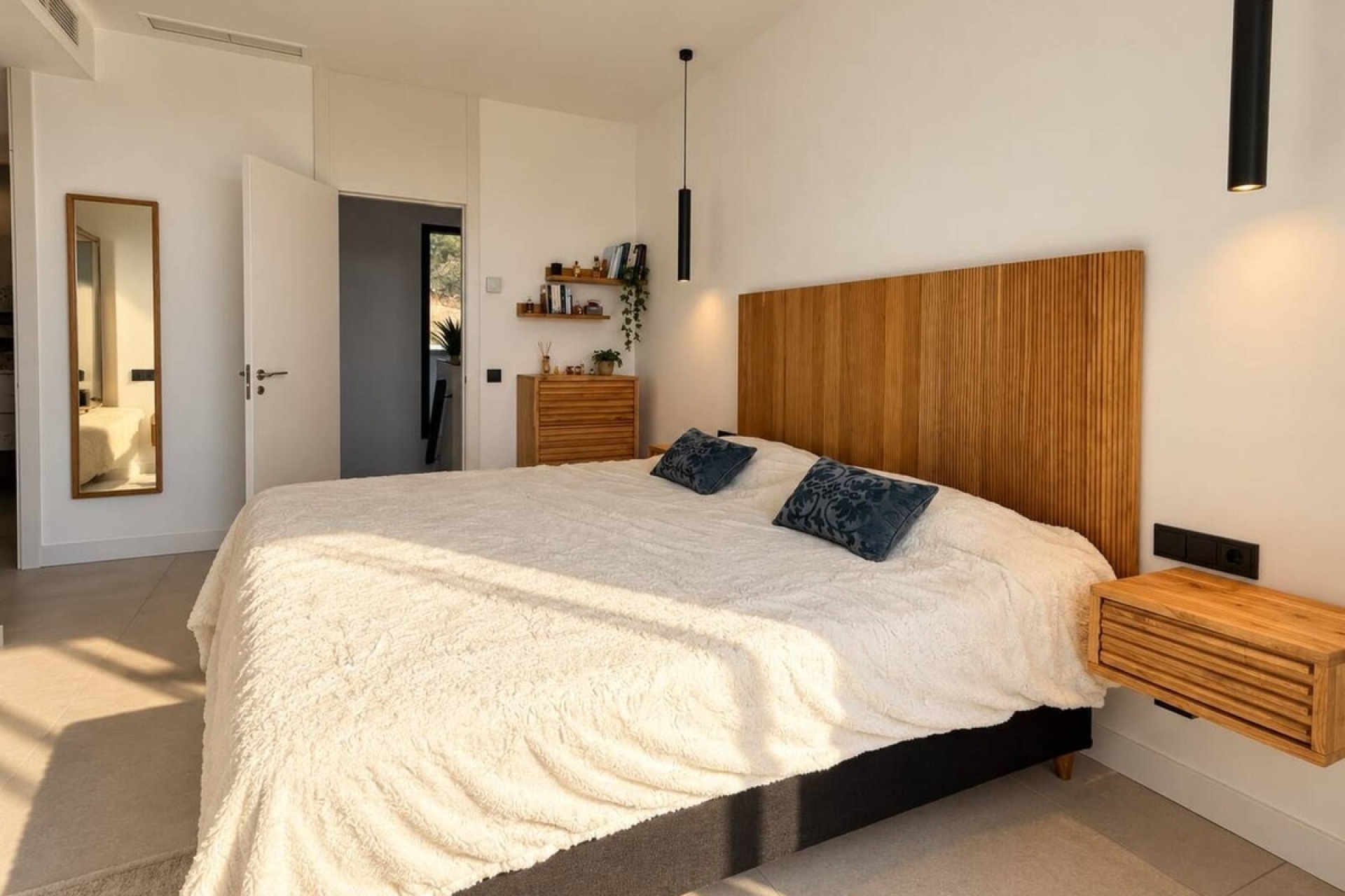 Rynek wtórny - apartment - Marbella - Los Monteros