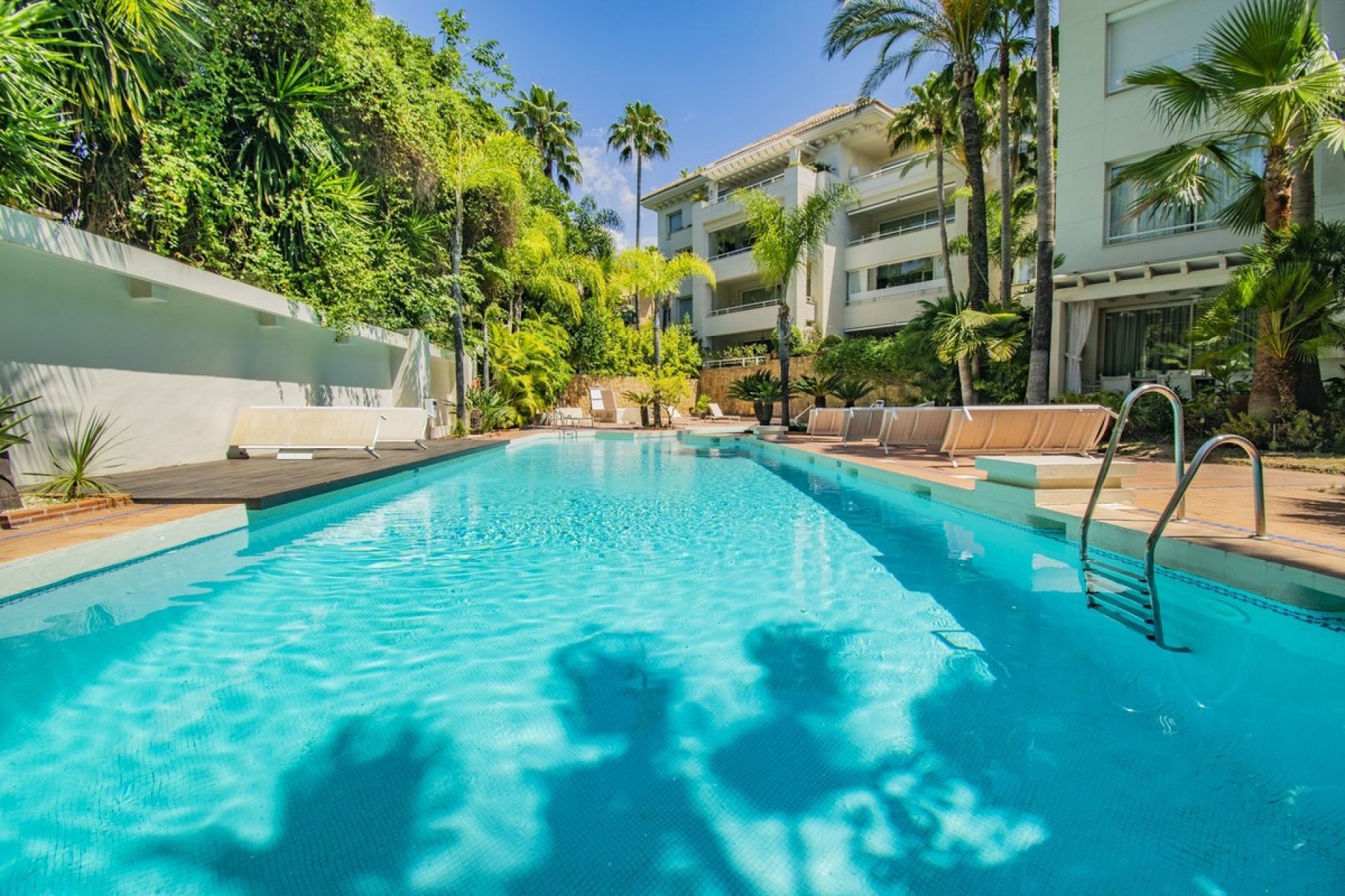 Rynek wtórny - apartment - Marbella - Nagüeles