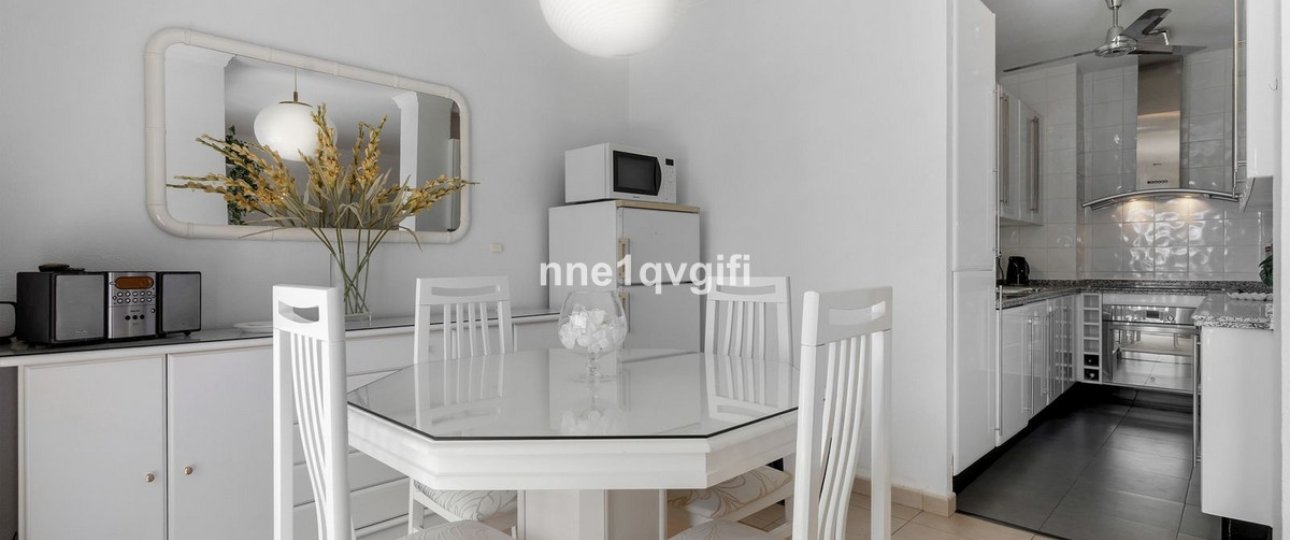 Rynek wtórny - apartment - Marbella - Nagüeles