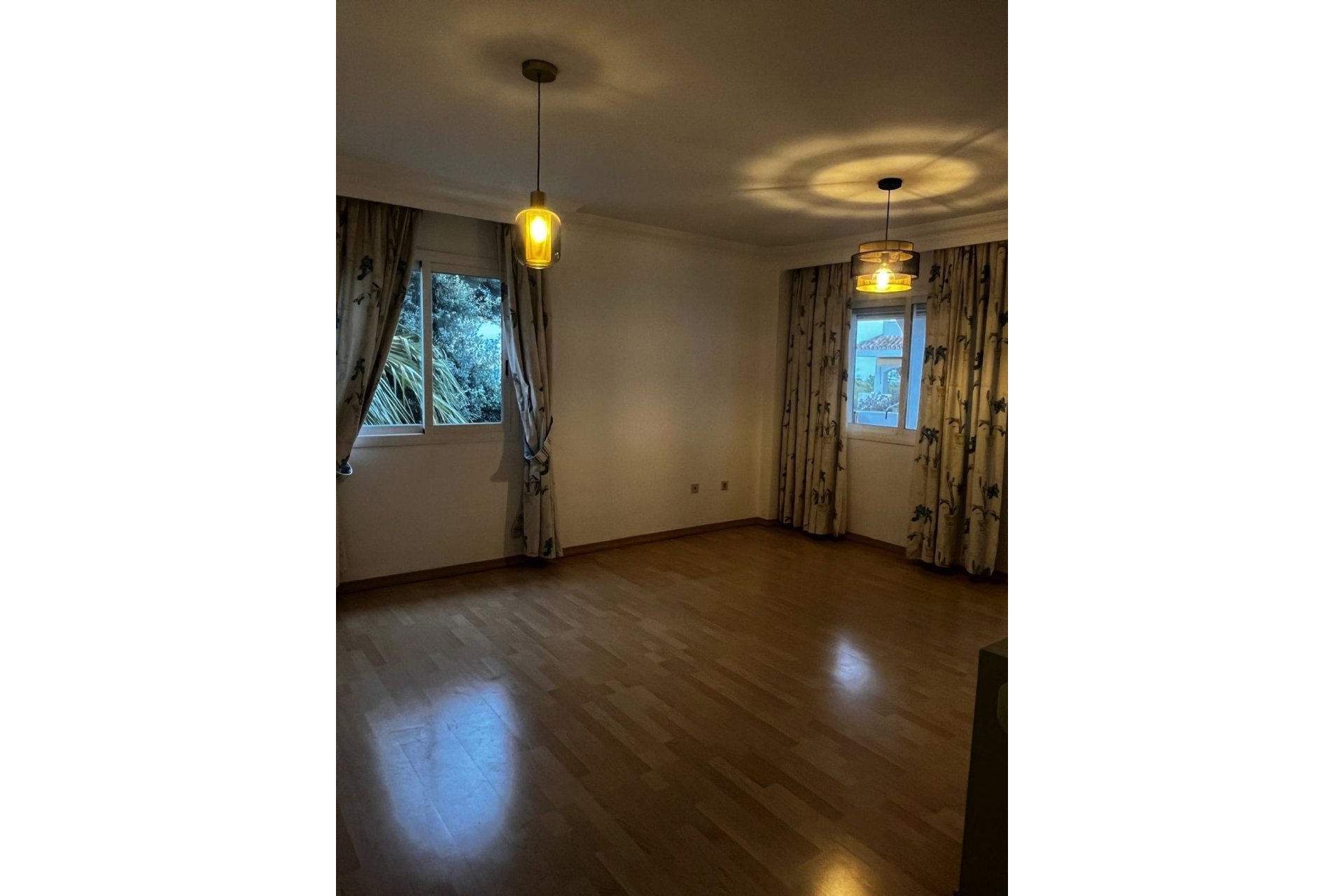 Rynek wtórny - apartment - Marbella - Nagüeles