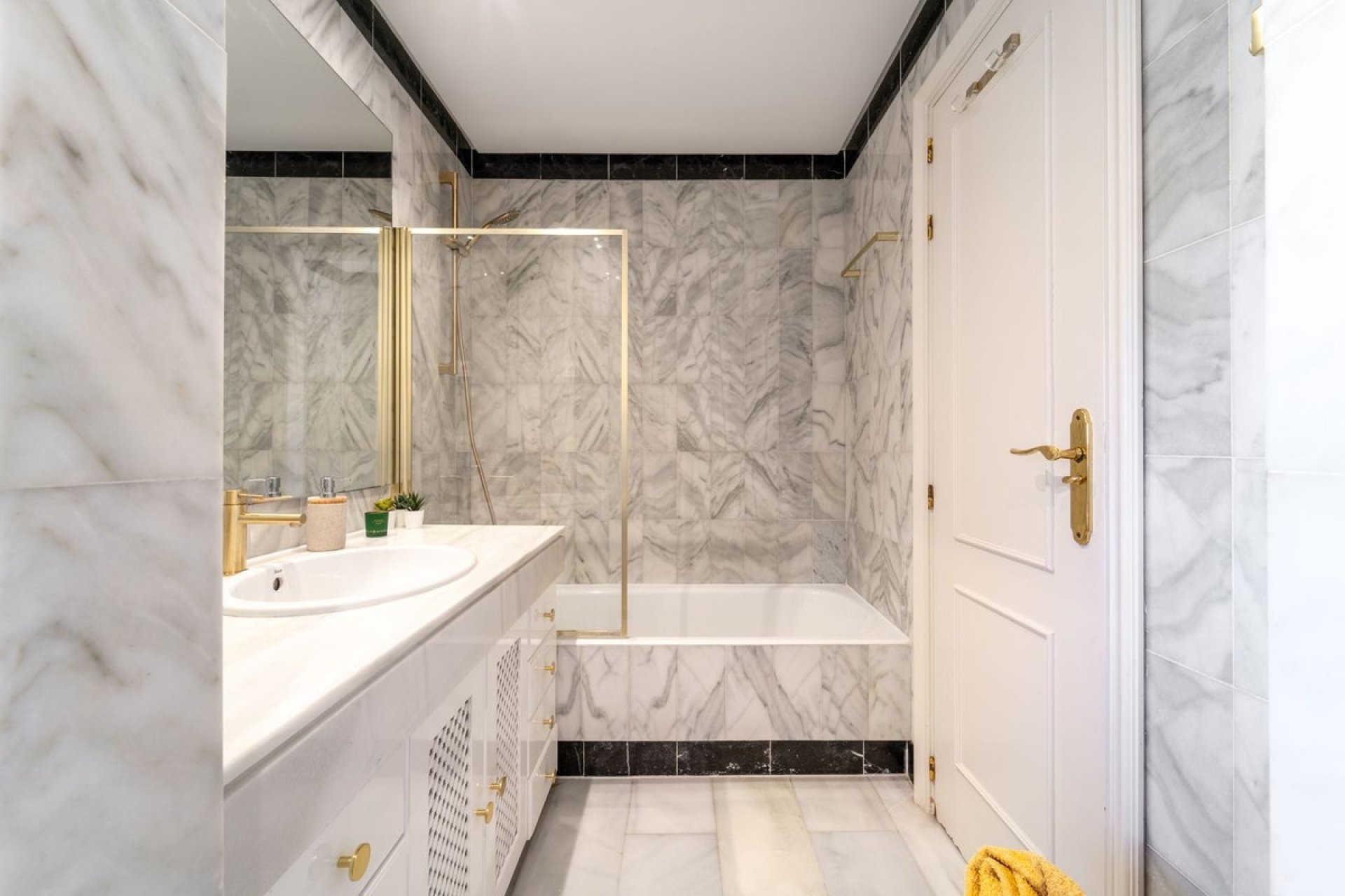 Rynek wtórny - apartment - Marbella - Nagüeles