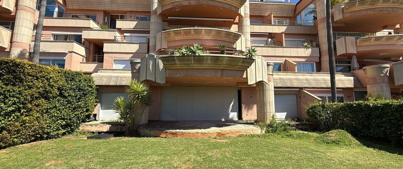 Rynek wtórny - apartment - Marbella - Nueva Andalucía