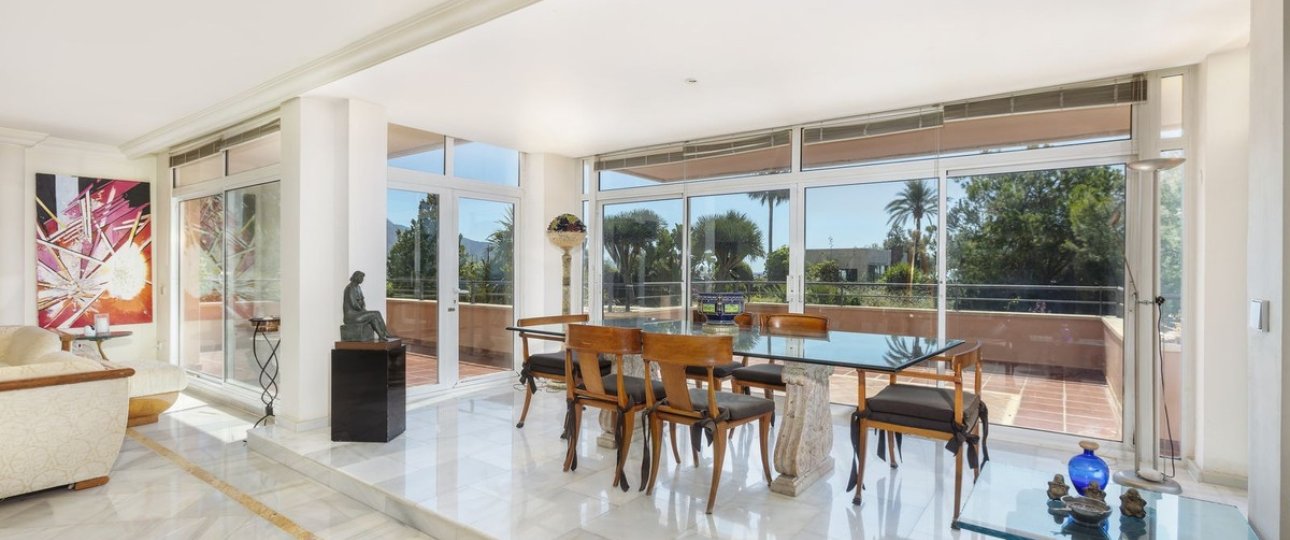 Rynek wtórny - apartment - Marbella - Nueva Andalucía