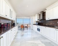 Rynek wtórny - apartment - Marbella - Nueva Andalucía