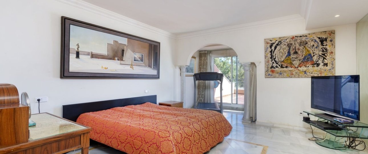 Rynek wtórny - apartment - Marbella - Nueva Andalucía