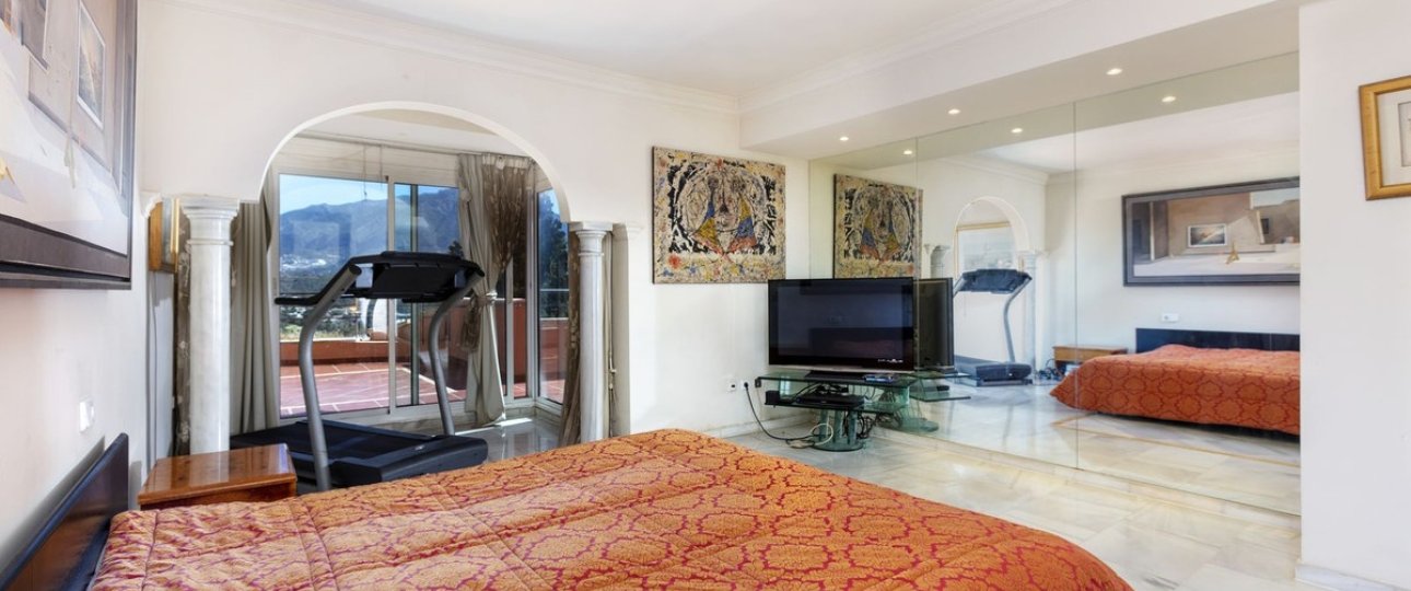 Rynek wtórny - apartment - Marbella - Nueva Andalucía