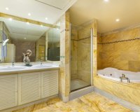 Rynek wtórny - apartment - Marbella - Nueva Andalucía