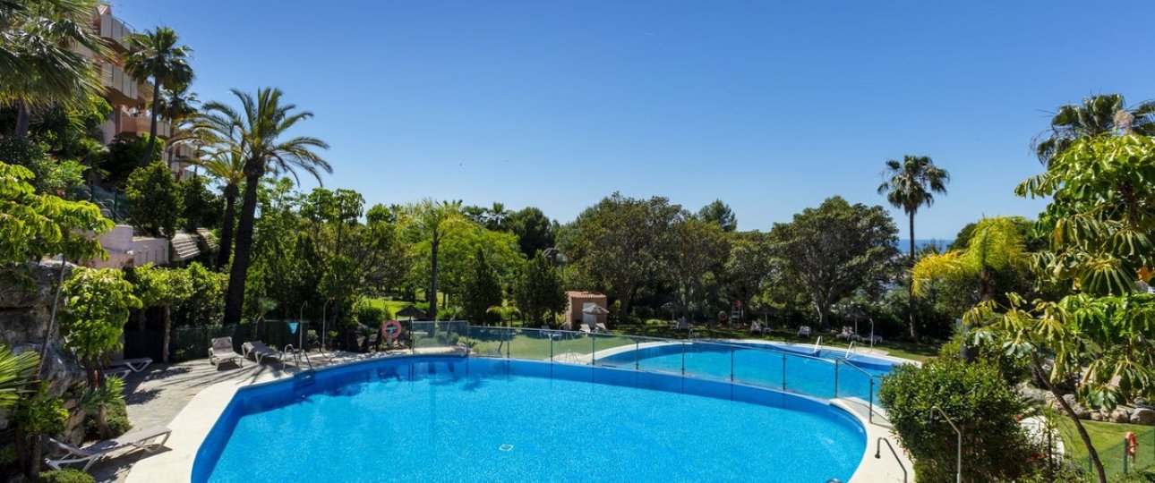 Rynek wtórny - apartment - Marbella - Nueva Andalucía