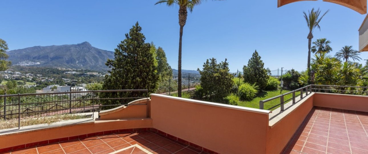 Rynek wtórny - apartment - Marbella - Nueva Andalucía